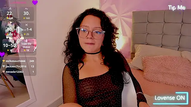 jenn_cg Adlı Modelin Canlı XXX Sohbeti