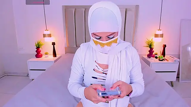 aisha_k XXX чат на живо