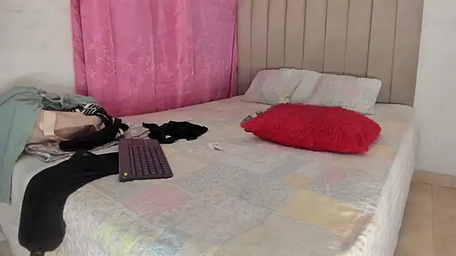 Chat XXX en directo de stacyfoxxx