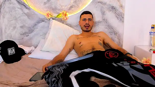 MatthewRoberts – Naživo XXX chat