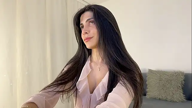 angelturned001 Show in webcam