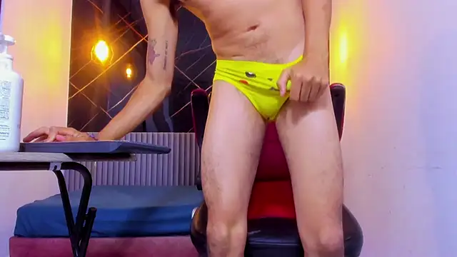 DylanAnderson1 Live XXX Chat