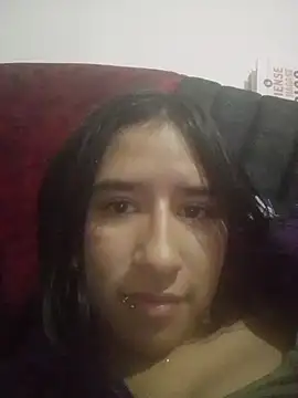 LilyRossi_ Adlı Modelin Canlı XXX Sohbeti