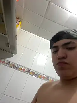 Rodri_69's Live XXX Chat