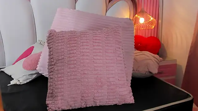 AriaCush Chat XXX live