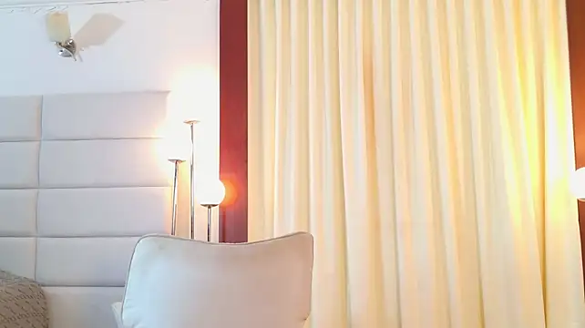 Chat +18 de lissetlong69 ao vivo