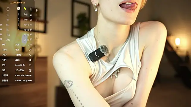 JanettePerro's Live XXX Chat