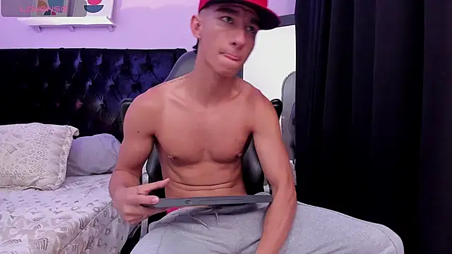 BabyAndy_ Pertunjukan Webcam
