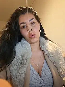 Luianna Live XXX-chat