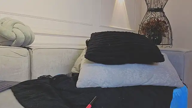 giigii_hadidd's Live XXX Chat