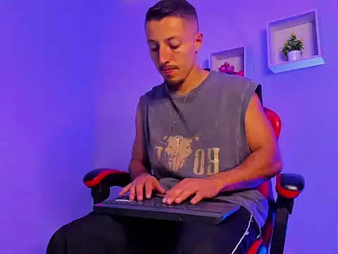 Master_Orioon Live XXX-Chat