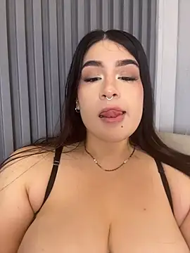 Czat XXX na żywo – KatheOlson