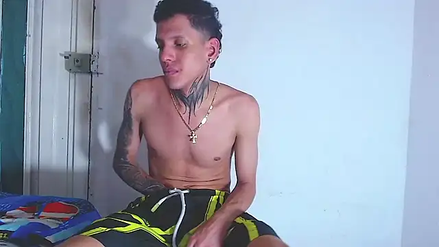 gabriel_reyes21's Webcam Show