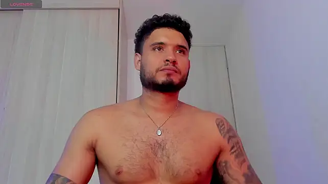 AUSTINN_TORRESのウェブカメラショー