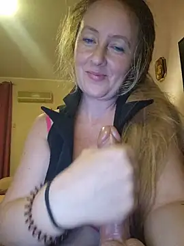 VictoriaMiami Show in webcam