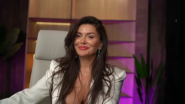 Webkamerová show myakalifa