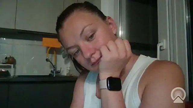 Velinabo's Live XXX Chat