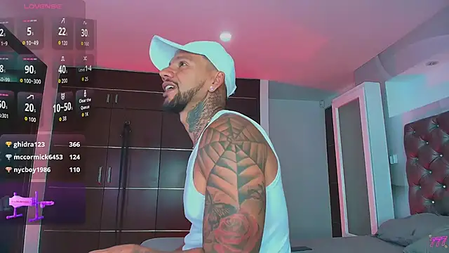 Valentiinoss Live XXX Chat
