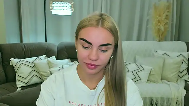 Gabi_SkyのライブXXXチャット
