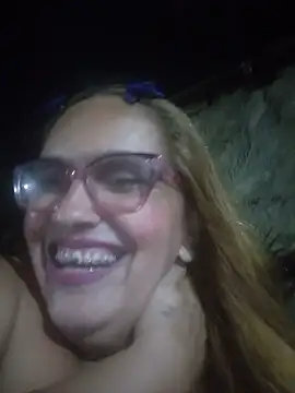 Chatroom XXX en direct de MOTHER_AND_SON09