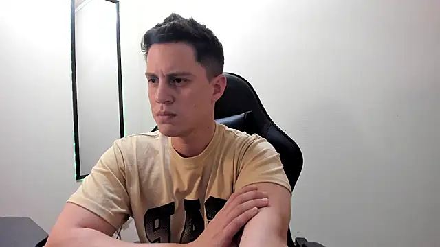 KendricTorres Pertunjukan Webcam