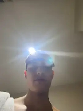 XXX chat uživo modela Lander_Cruz