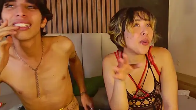 Noah_and_Blaze's Live XXX Chat