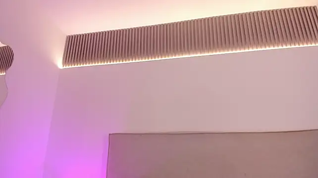 XXX chat uživo modela kami_kaze_