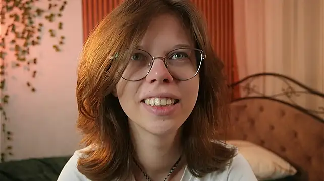 Chat +18 de Xonalenei ao vivo