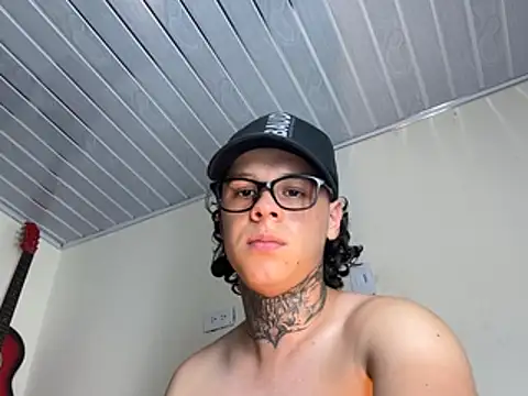 Domenick_MylsのライブXXXチャット