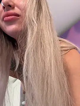 Chat XXX en directo de TeaseBabeXXX