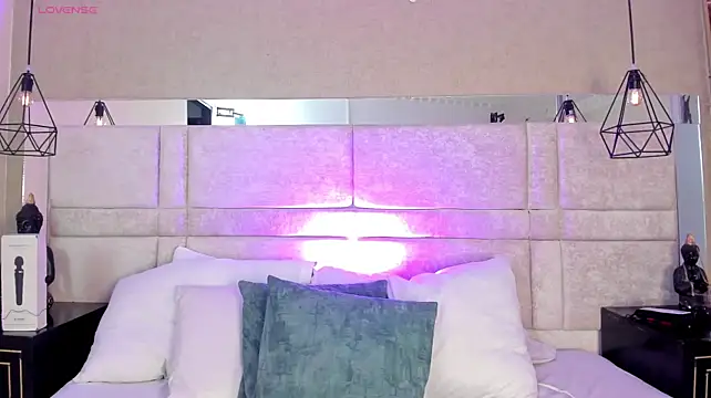 SamaanthaMiller Chat XXX in diretta
