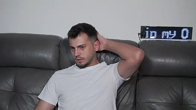 CrazyDom1 Webcam show