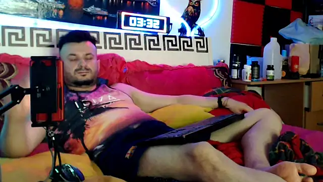 Hugec0ck007 Webcam show