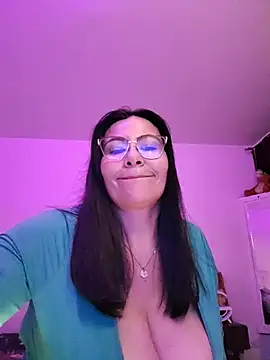 Chat XXX en directo de esmeralda_milf