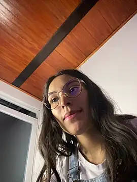 hotwife26 Webcam show