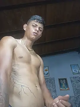 God_Eros_23cm's Webcam Show