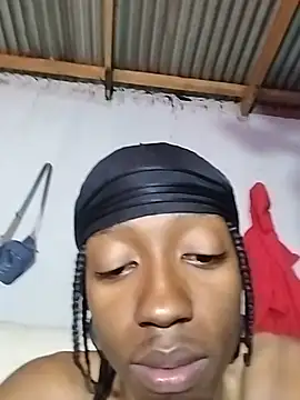 EvilVvdr666 Adlı Modelin Canlı XXX Sohbeti