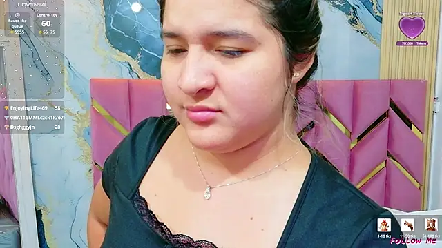 Živý XXX chat collegepawglovedaddy