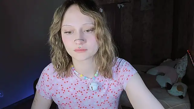 MariaMango XXX чат на живо