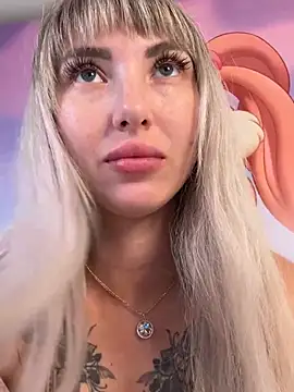 Webkamerová show TeaseBabeXXX