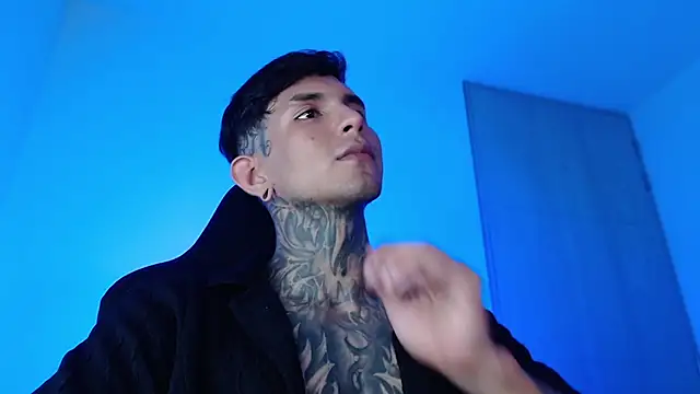 عرض كام Travisttanner28