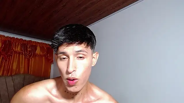 Chat XXX en directo de rowanbig