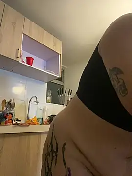 6nalanie Chat XXX in diretta