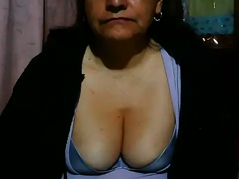 Czat XXX na żywo – BiancaSteel
