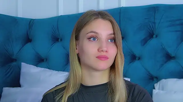 StacyEvances' Webcam Show