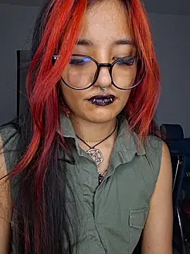 Živý XXX chat carolinerue
