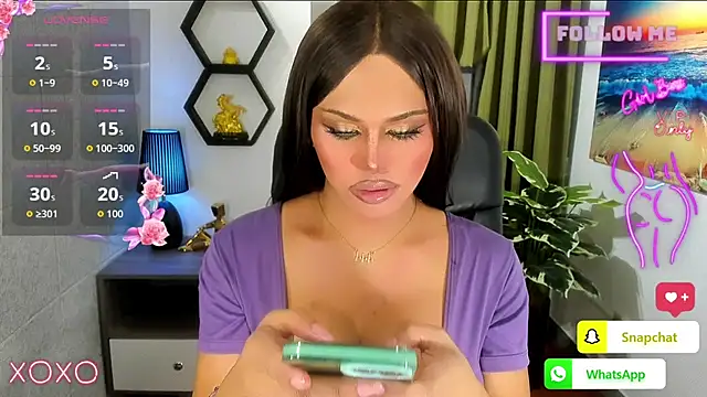 Živý XXX chat 10incSophiaBigCock2CUM