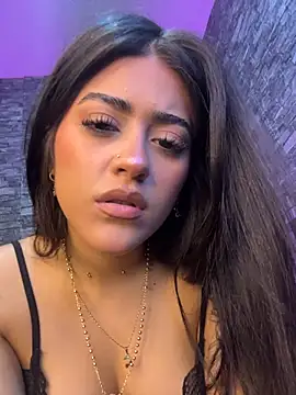 Chanel-fire webcam show
