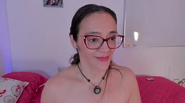 Jessica_Herrera_'s Live XXX Chat
